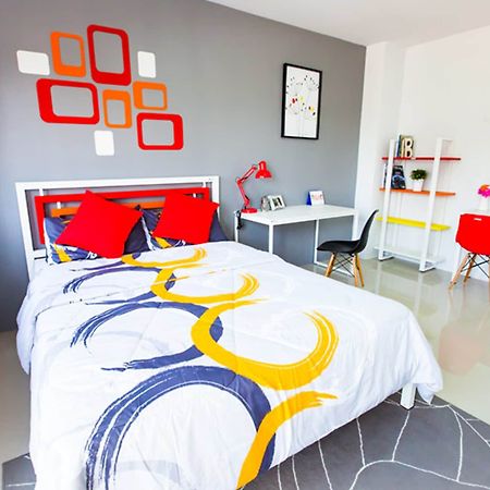 Room 9 Residence (Adults Only) Pluak Daeng Exterior foto