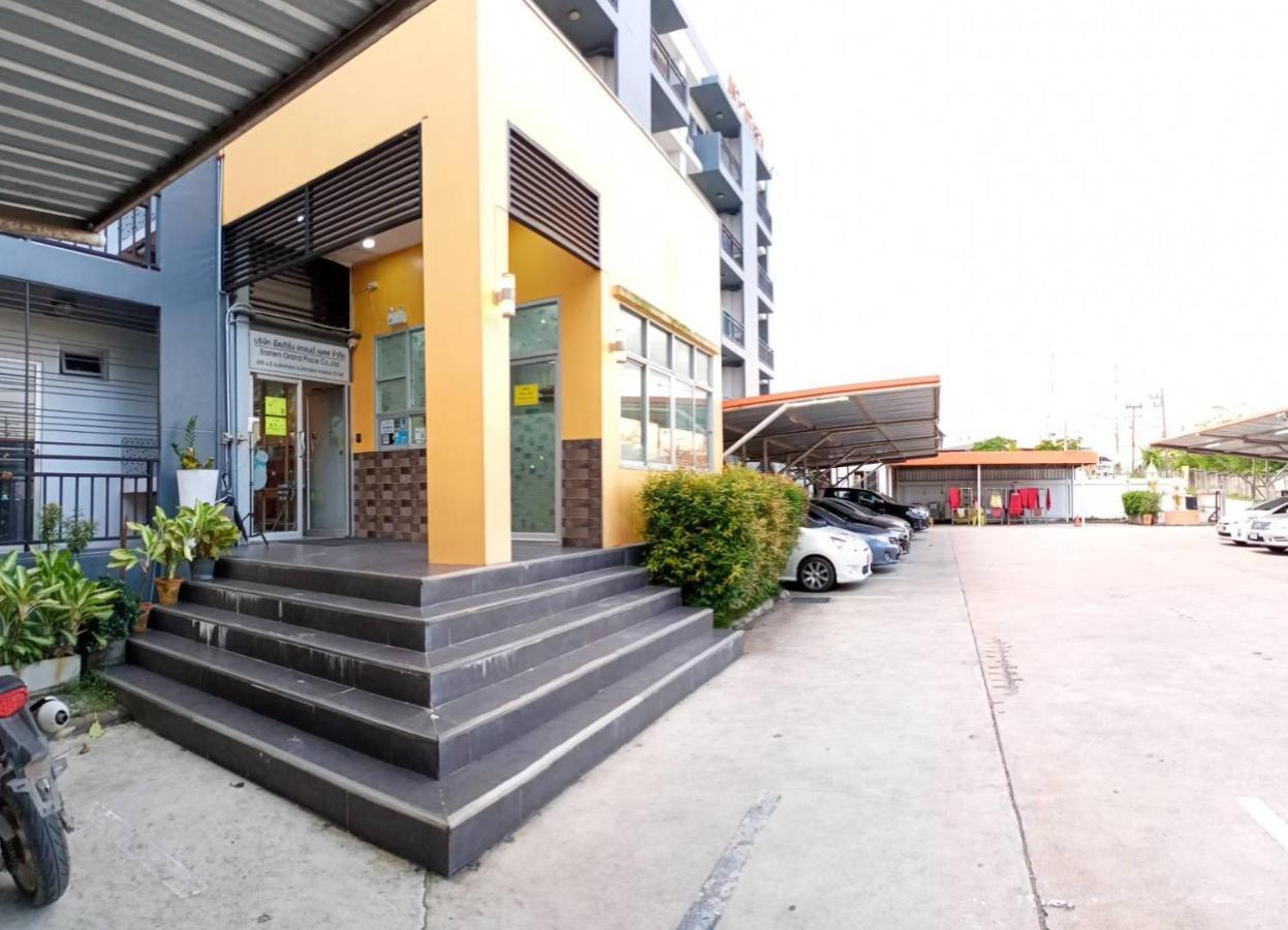Room 9 Residence (Adults Only) Pluak Daeng Exterior foto